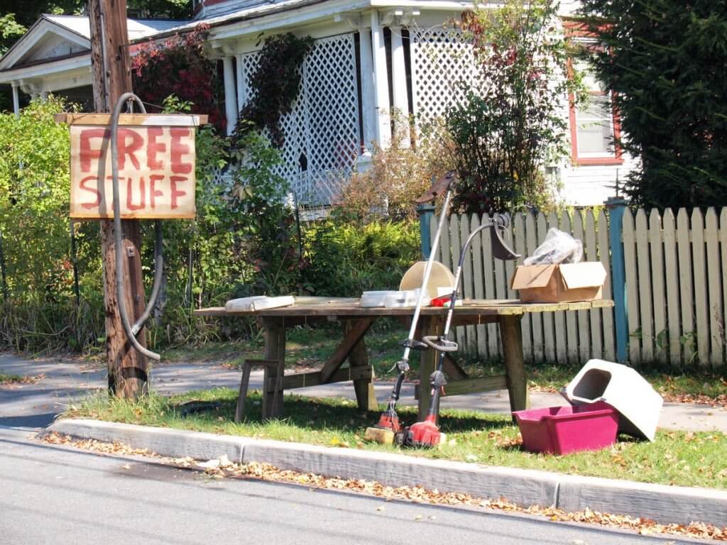 free items left on the side of the road