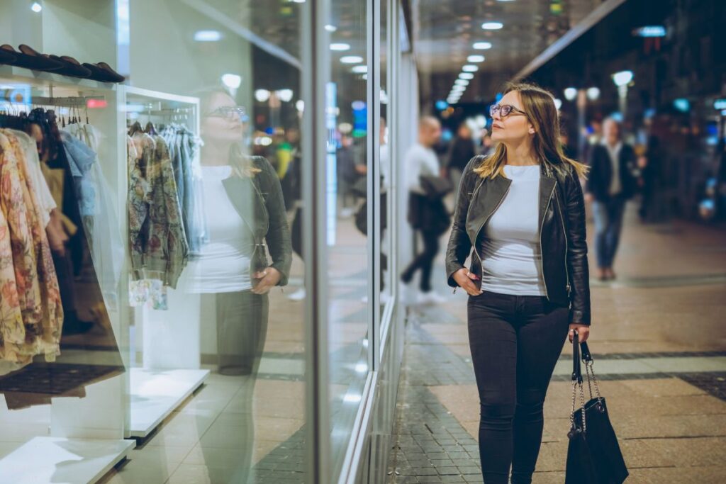 shop like a minimalist
